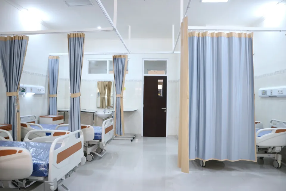 Tại Faith Healthcare
